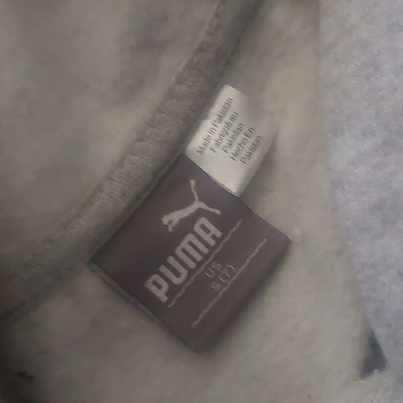 ✨️3/10$✨️Puma hoodie - Picture 4 of 8